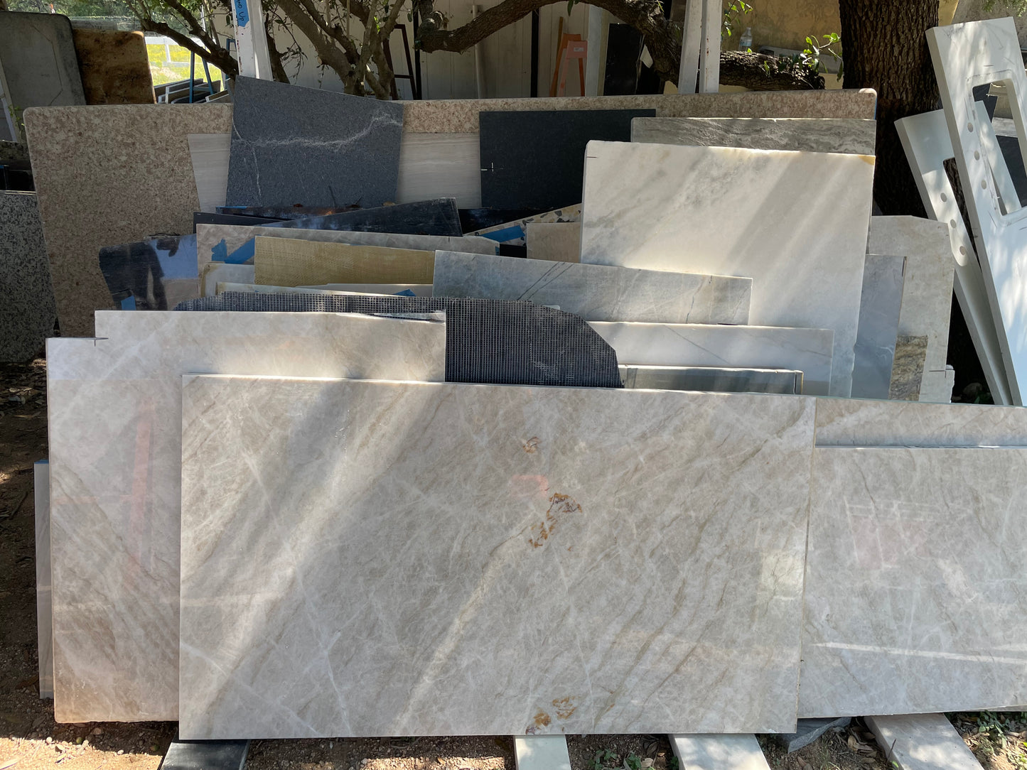 3CM Taj Mahal - Quartzite