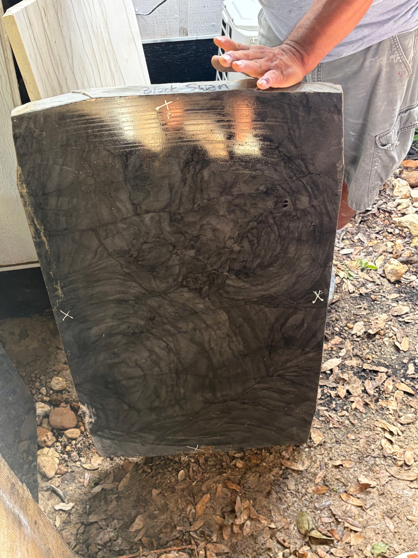 3CM Black Fantasy - Quartzite (40" x 21")