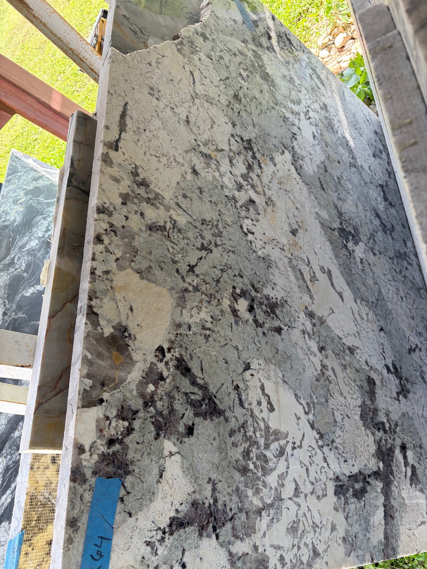 3CM Persa Blue - Granite (67" x 33")