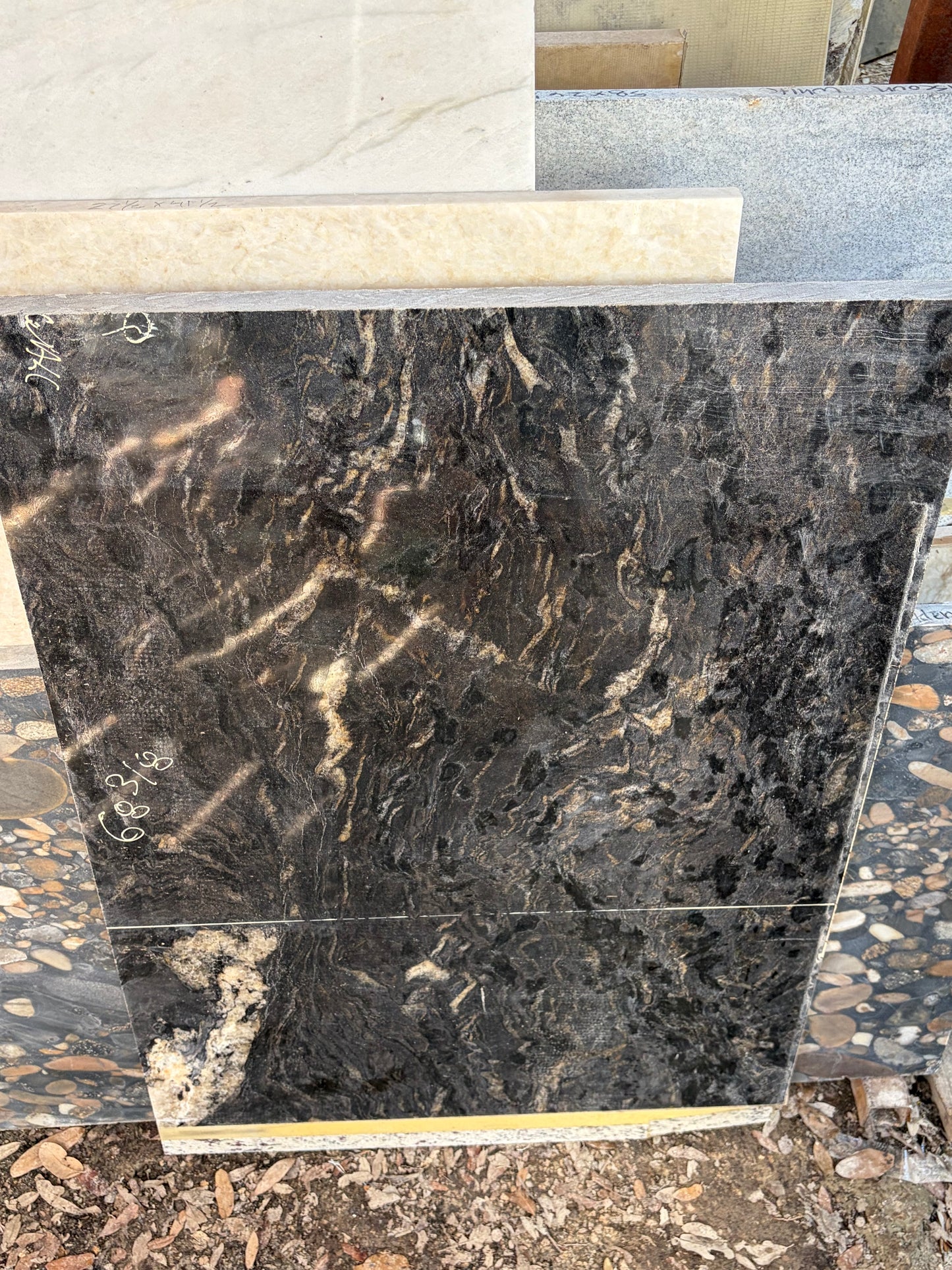 3CM Titanium - Granite (17.5 x 28.5)