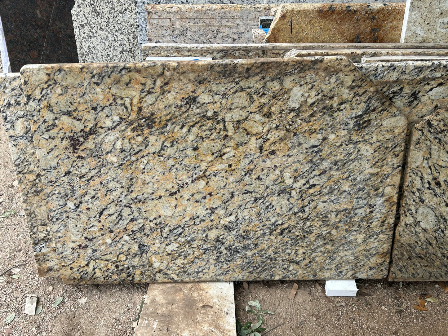 3CM New Venetian Gold - Granite