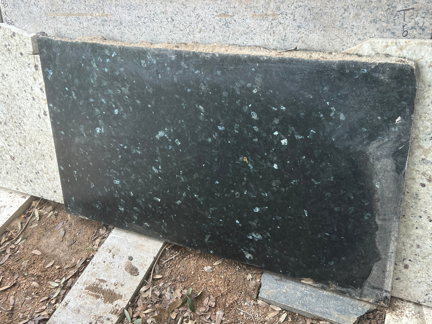 3CM Blue Emerald - Granite