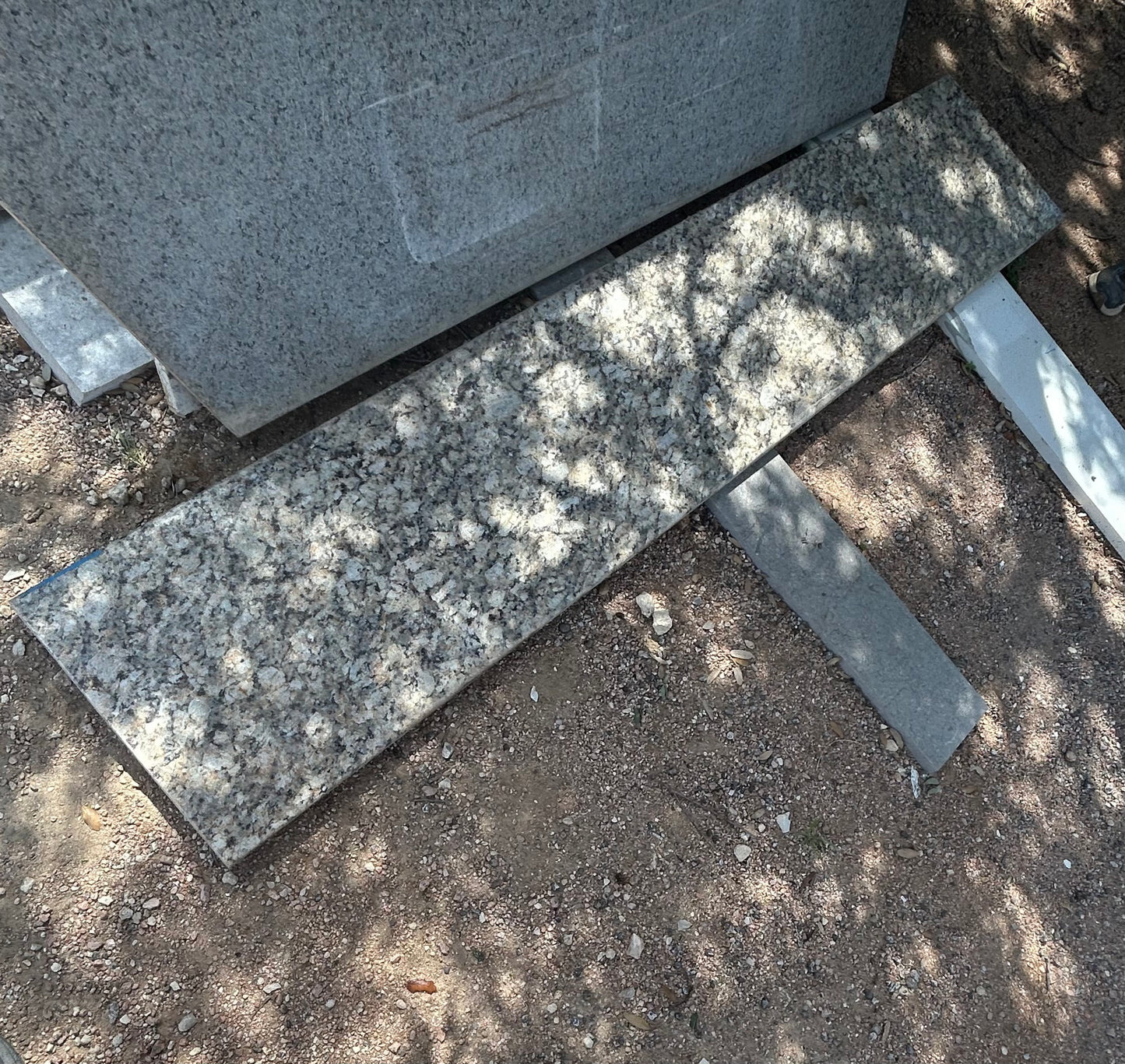 3CM New Venetian Gold - Granite