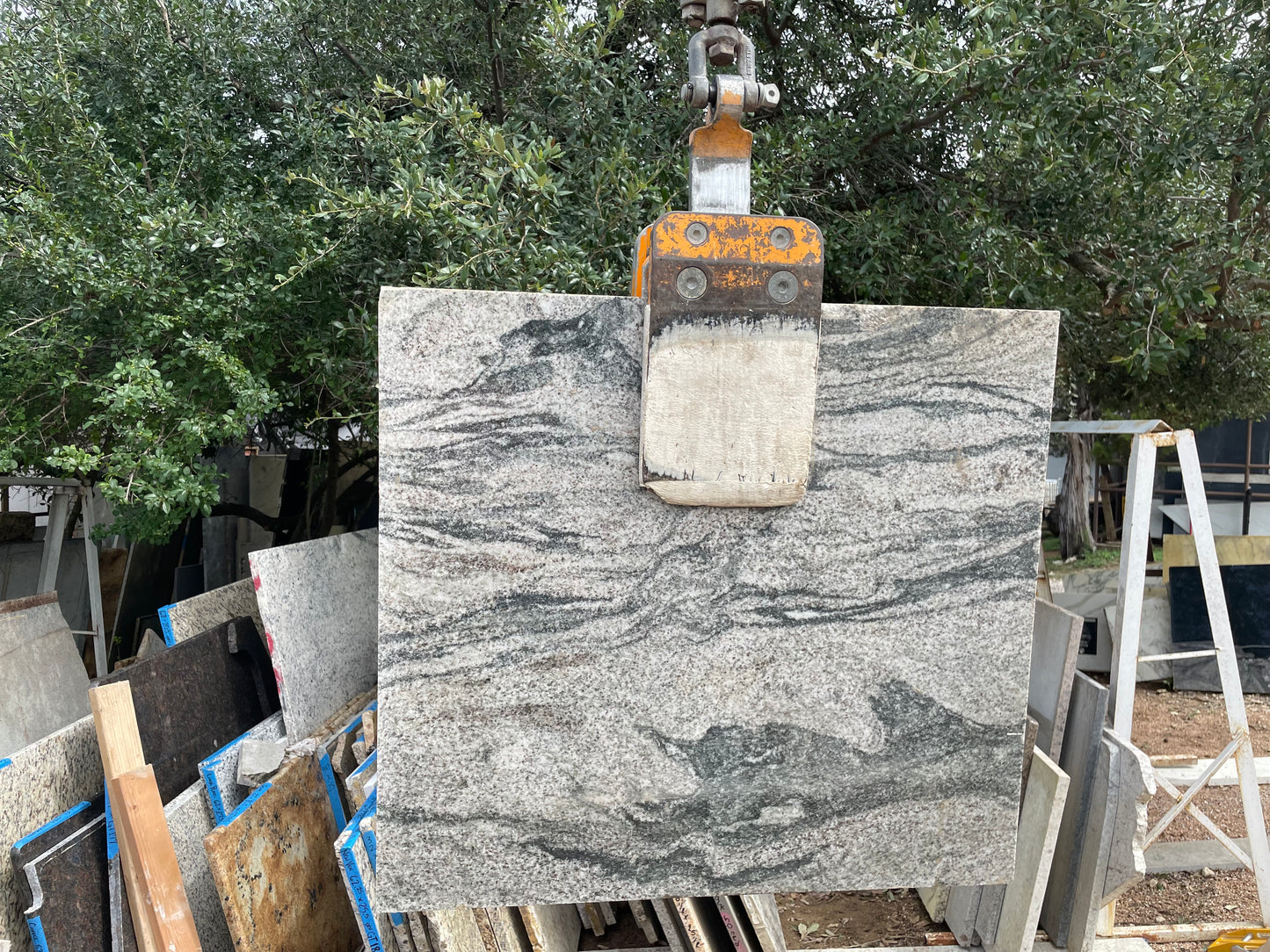 3CM Viscount White - Granite
