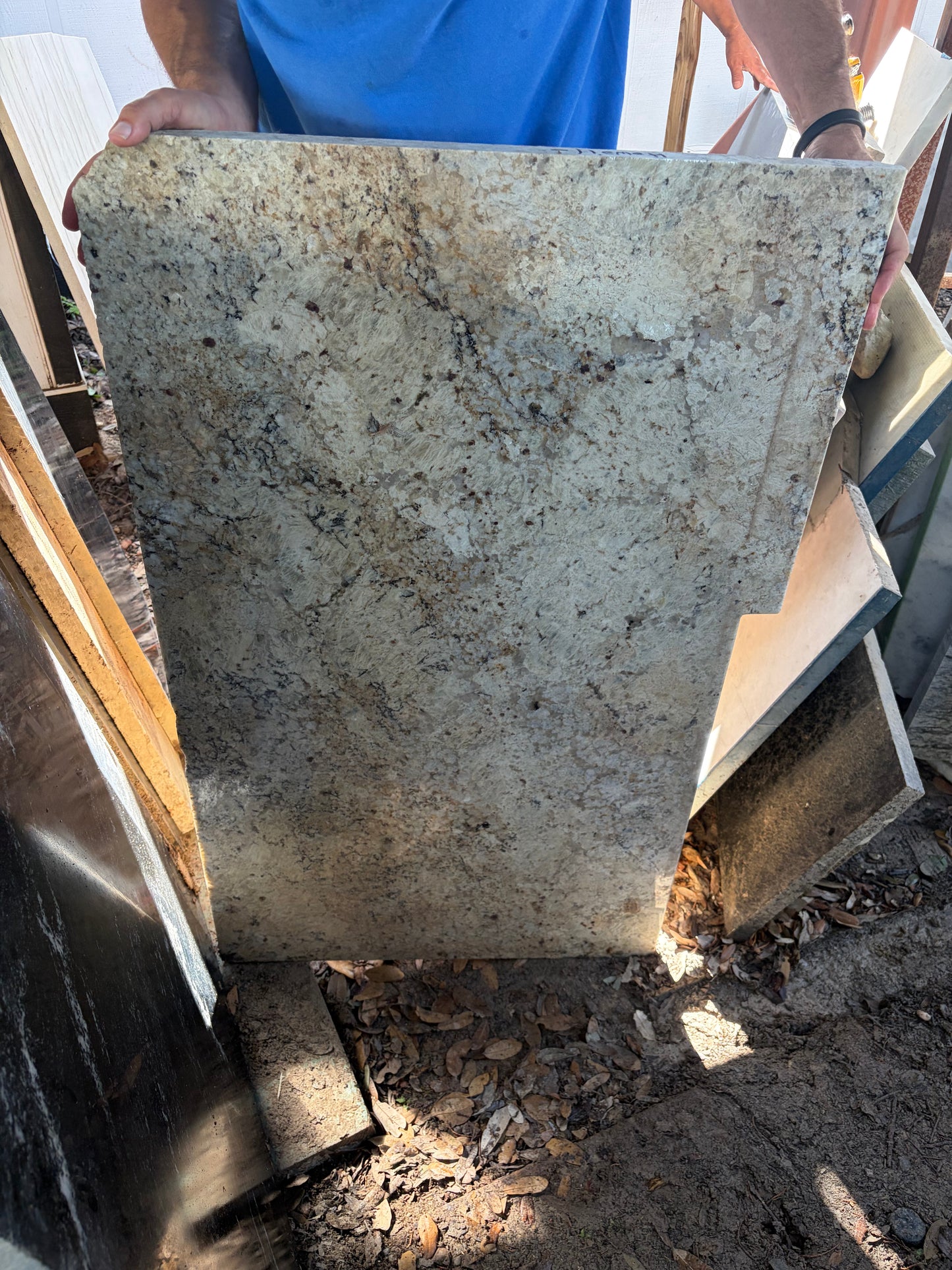3CM Hawaii - Granite (42"x 25.5")