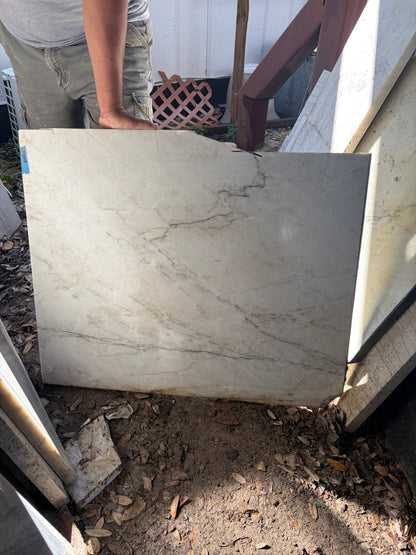 3CM White Pearl - Quartzite (33" x 25")