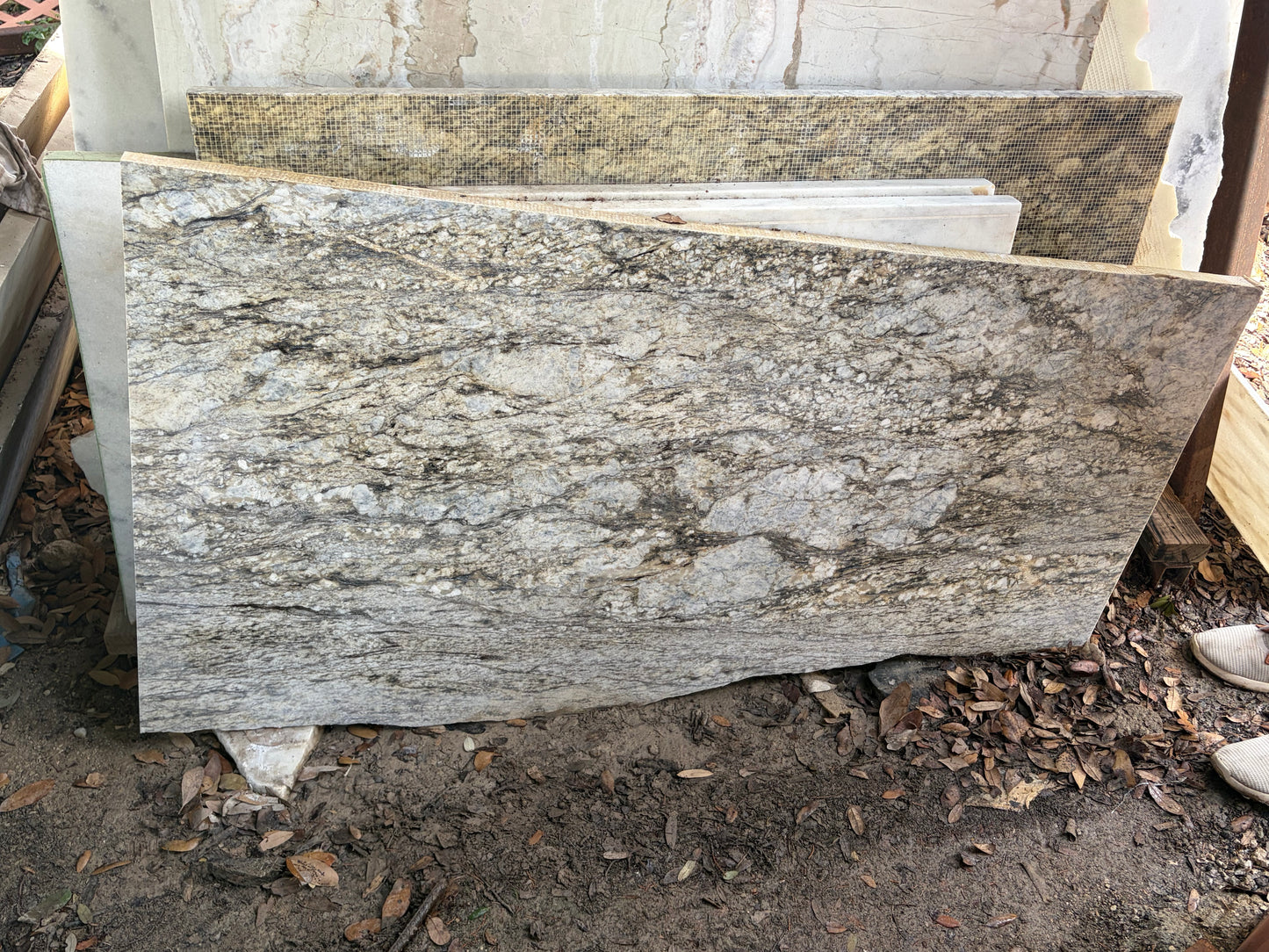 3CM Blue Dunes Leathered - Granite (53" x 23")
