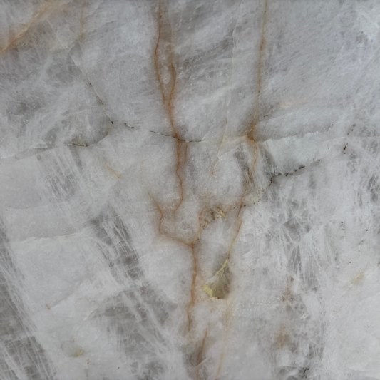 3CM Cristallo - Quartzite (46" x 24")