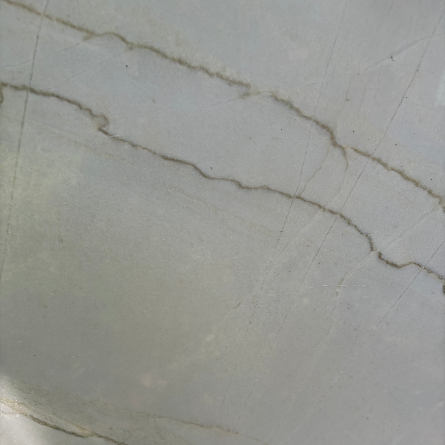 2CM Dumont - Quartzite (56" x 27")