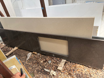 3CM Merope silestone - Quartz (68" x 25") and (26.5" x 25")