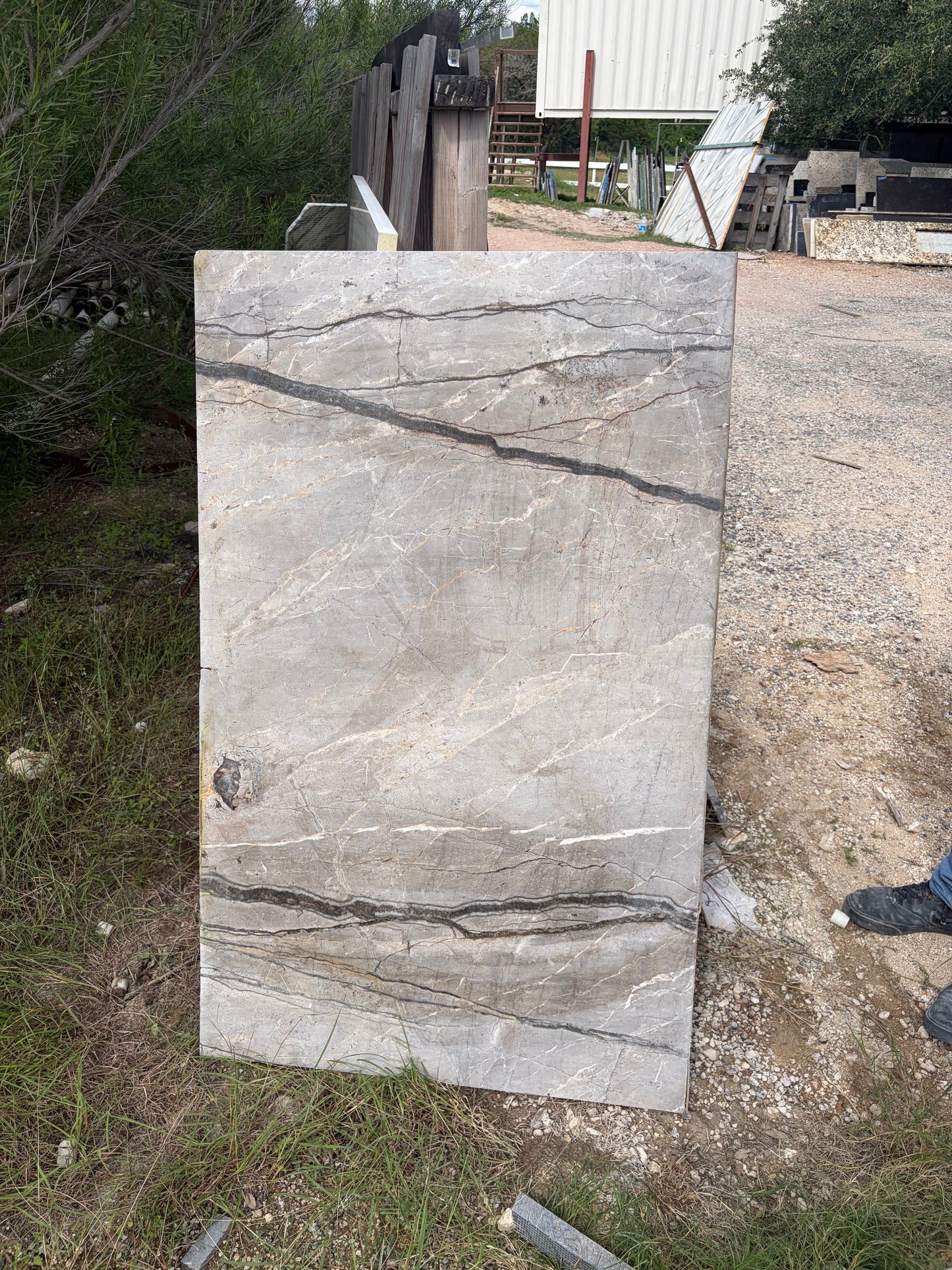 2CM Essential Grey- Marble (52" x 31")
