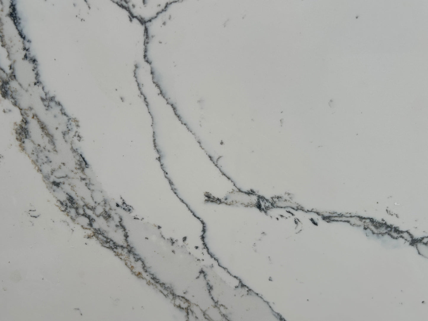 3CM Calacatta Macchia Vecchia - Quartz