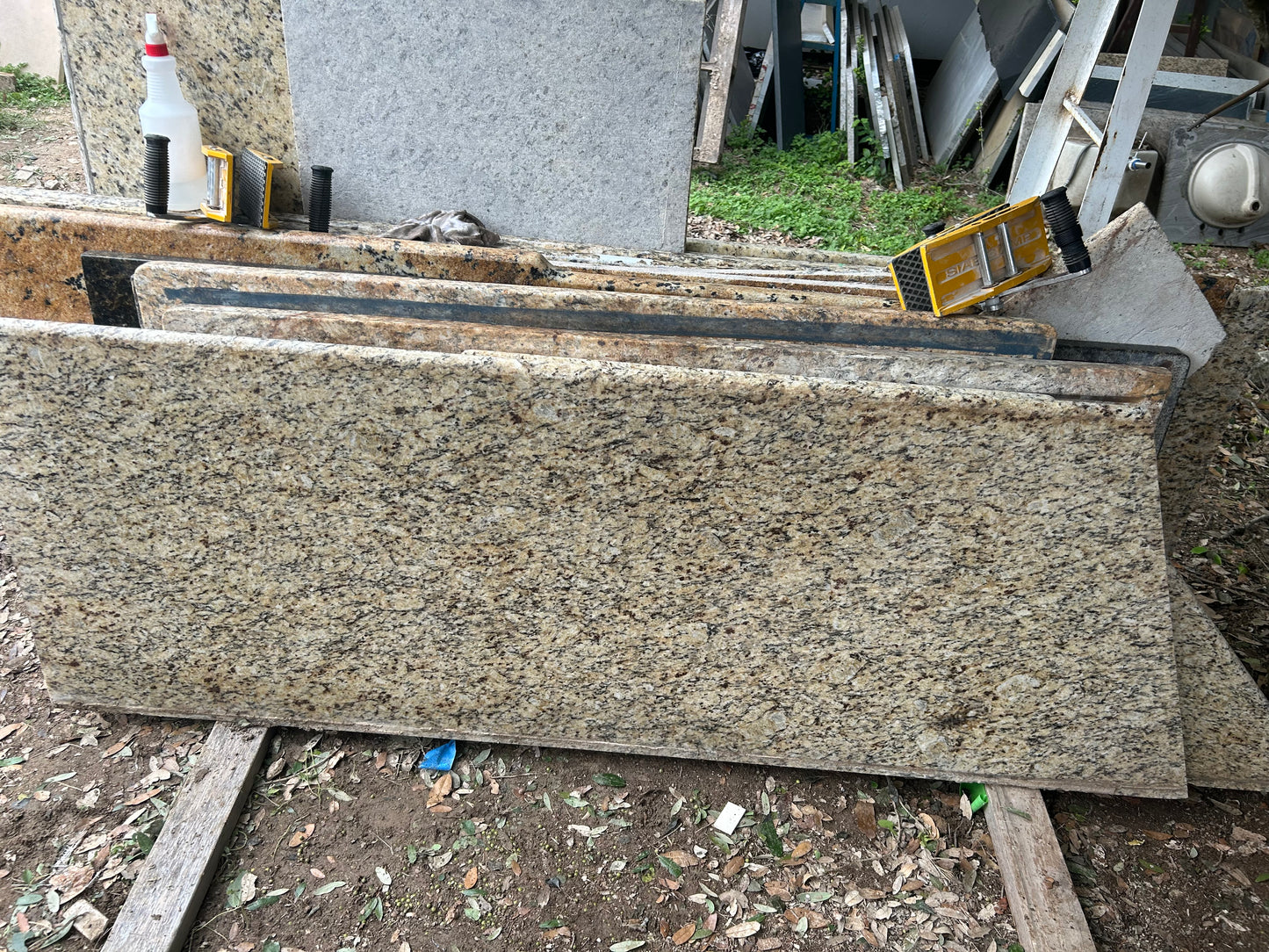 3CM New Venetian Gold - Granite
