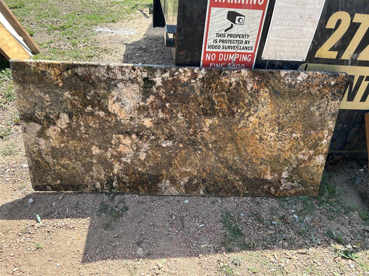 3CM Mombasa - Granite