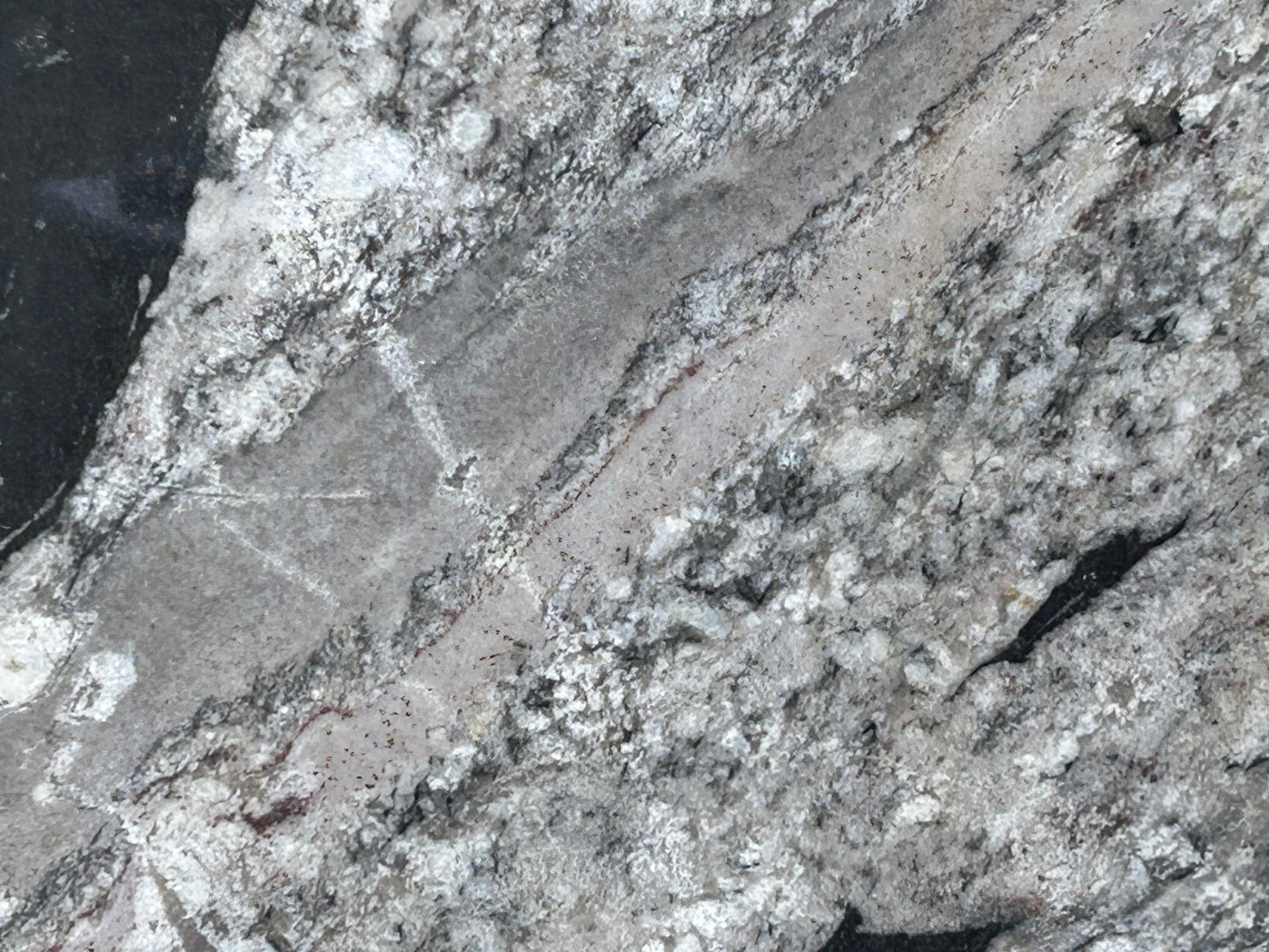 3CM Panda - Granite
