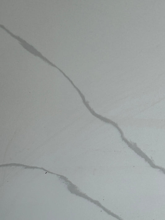 2CM Calacatta Ultra - Quartz