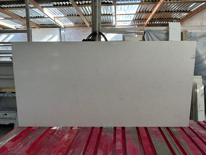 3CM Carrara Gold - Quartz