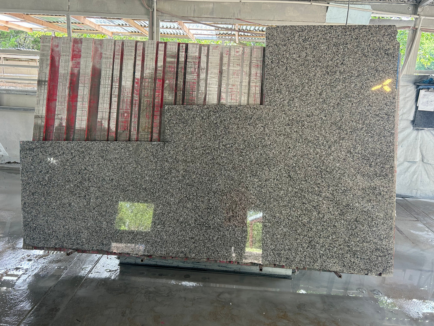 New Caledonia Granite - 3CM (118" x 35")