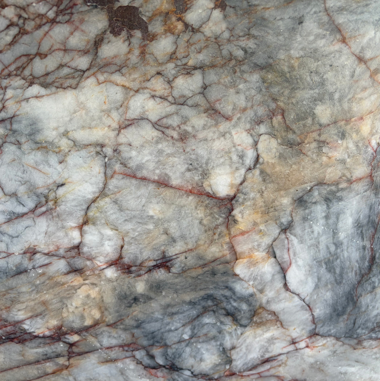 3CM Cristallo Safira - Quartzite (64" x 31")
